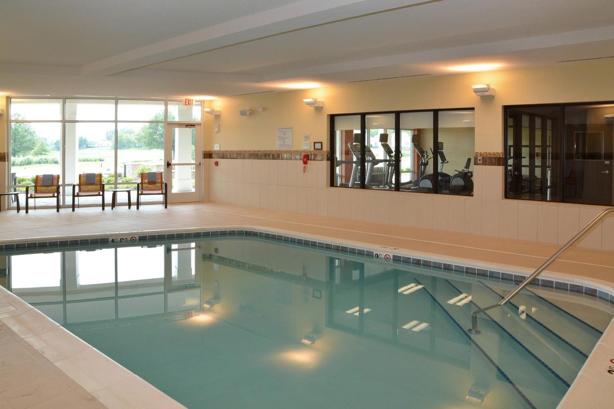 Courtyard By Marriott Youngstown Canfield Εξωτερικό φωτογραφία
