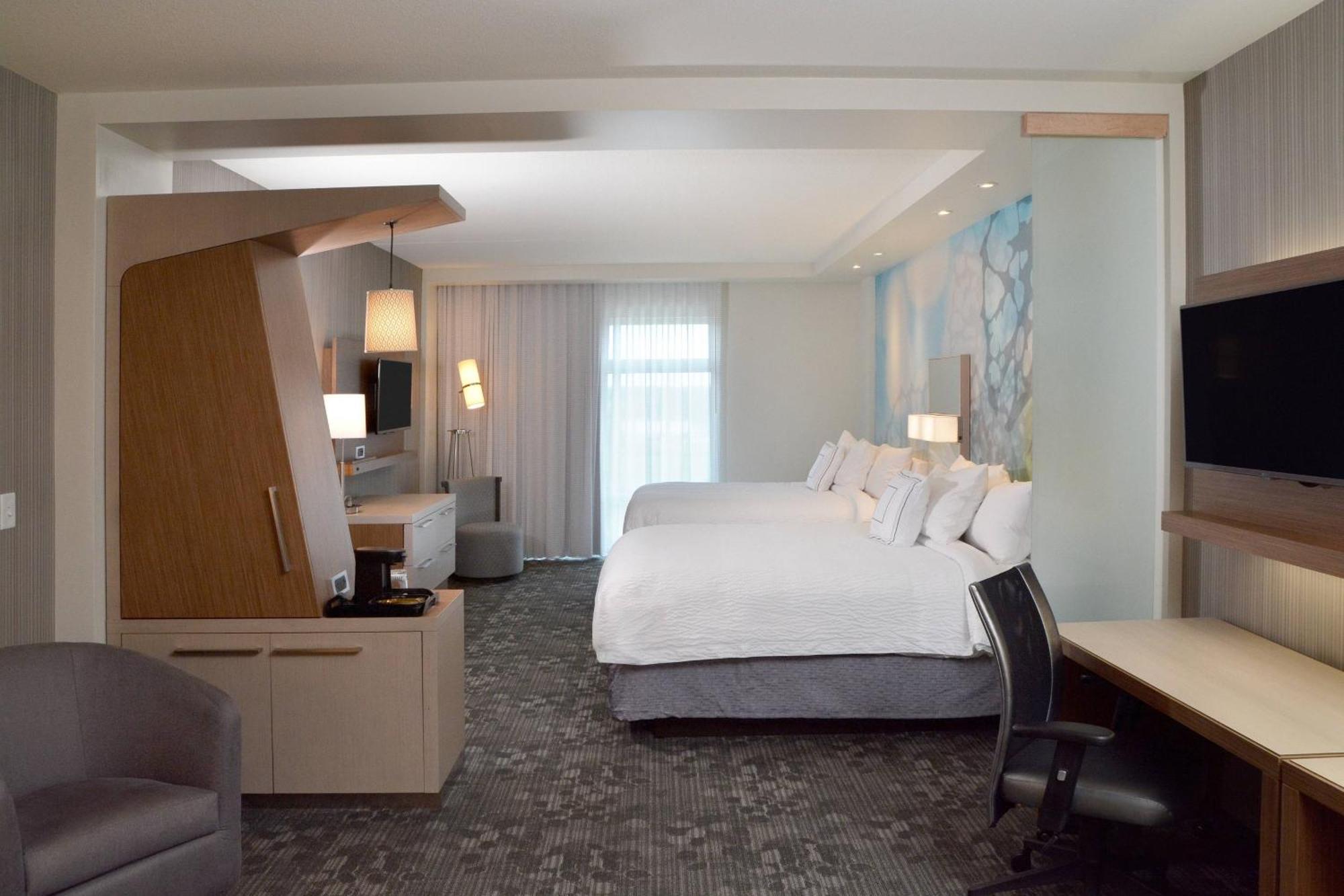 Courtyard By Marriott Youngstown Canfield Εξωτερικό φωτογραφία