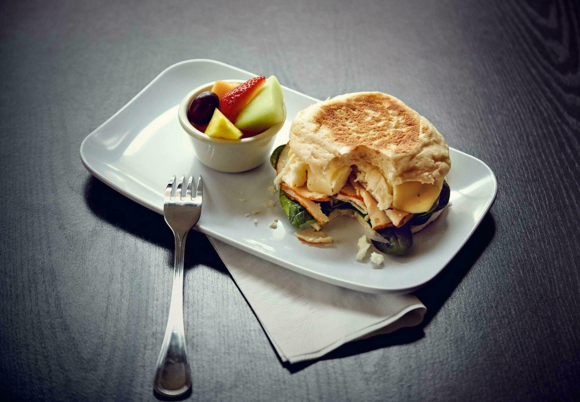 Courtyard By Marriott Youngstown Canfield Εξωτερικό φωτογραφία
